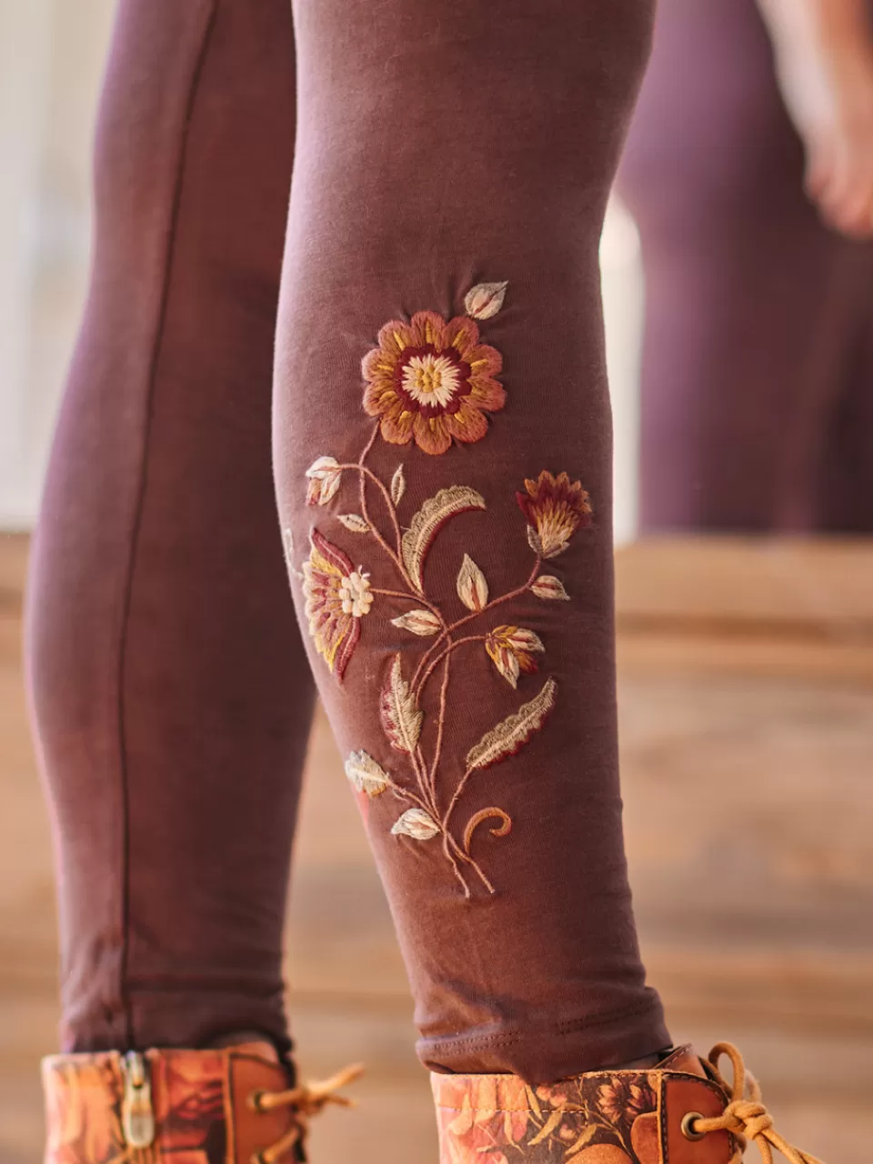 Legging bohème April Cornell - Brun profond à motifs tissés  
Prix doux pour un confort haut de gamme