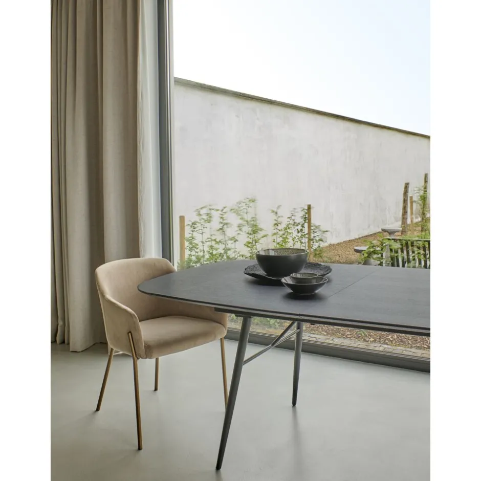Bols et plateaux Tromso par Pomax - design sobre en aluminium robuste - Diamètre 42 cm × Hauteur 4 cm - Noir intense