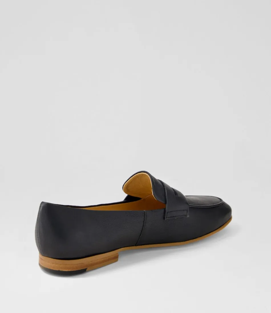 Mocassins femme DJANGO & JULIETTE en cuir verni noir - Modèle Ulani intemporel avec semme confort