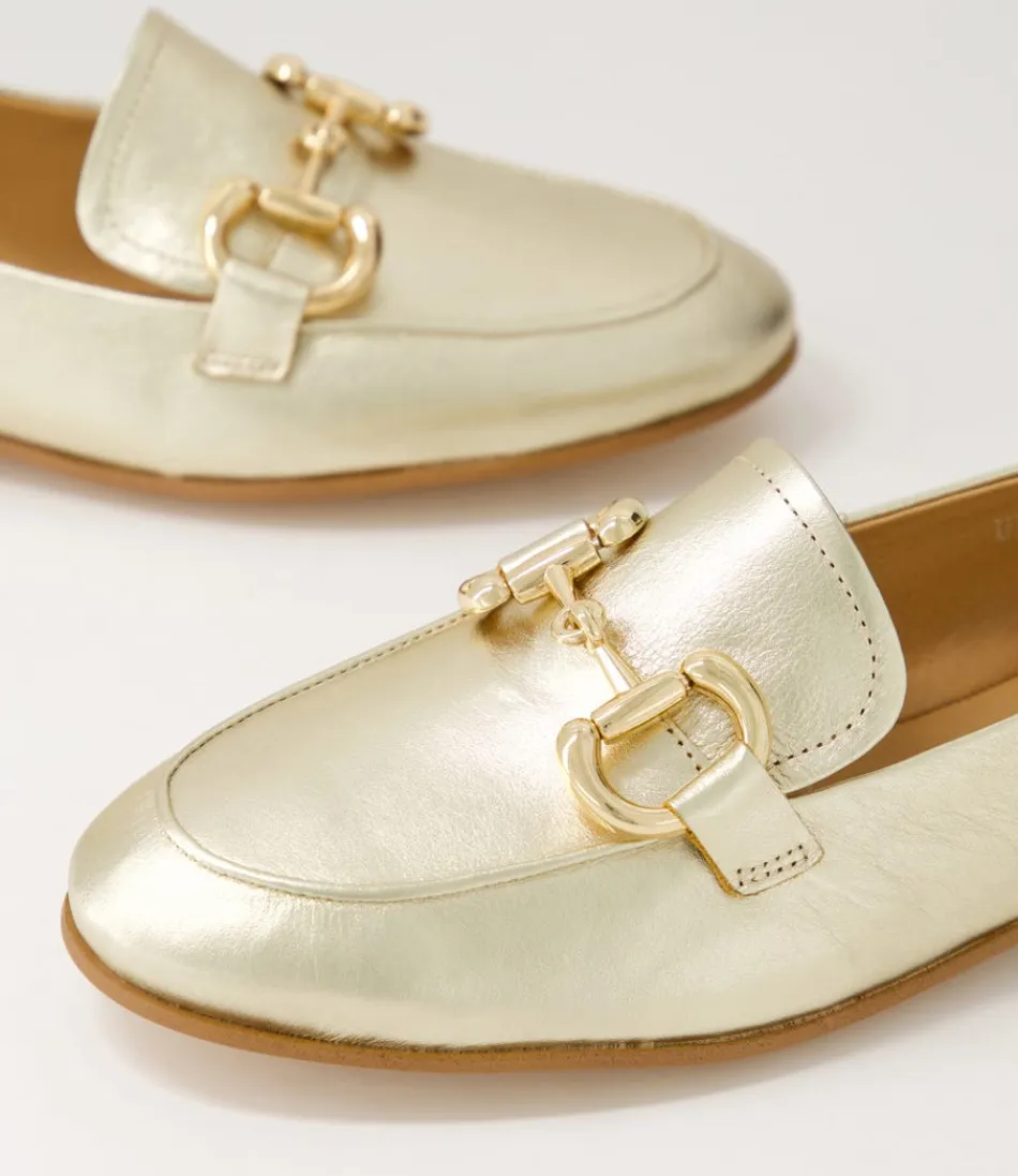 Mocassins femme élégants DJANGO & JULIETTE - Cuir doré pâle modèle Uta pour style printanier