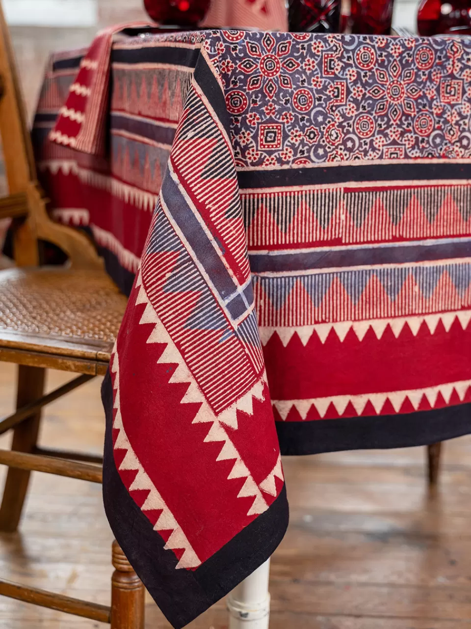 Nappe Bohème Voyageur – Teintures Végétales Artisanales – Nouveauté Printanière April Cornell