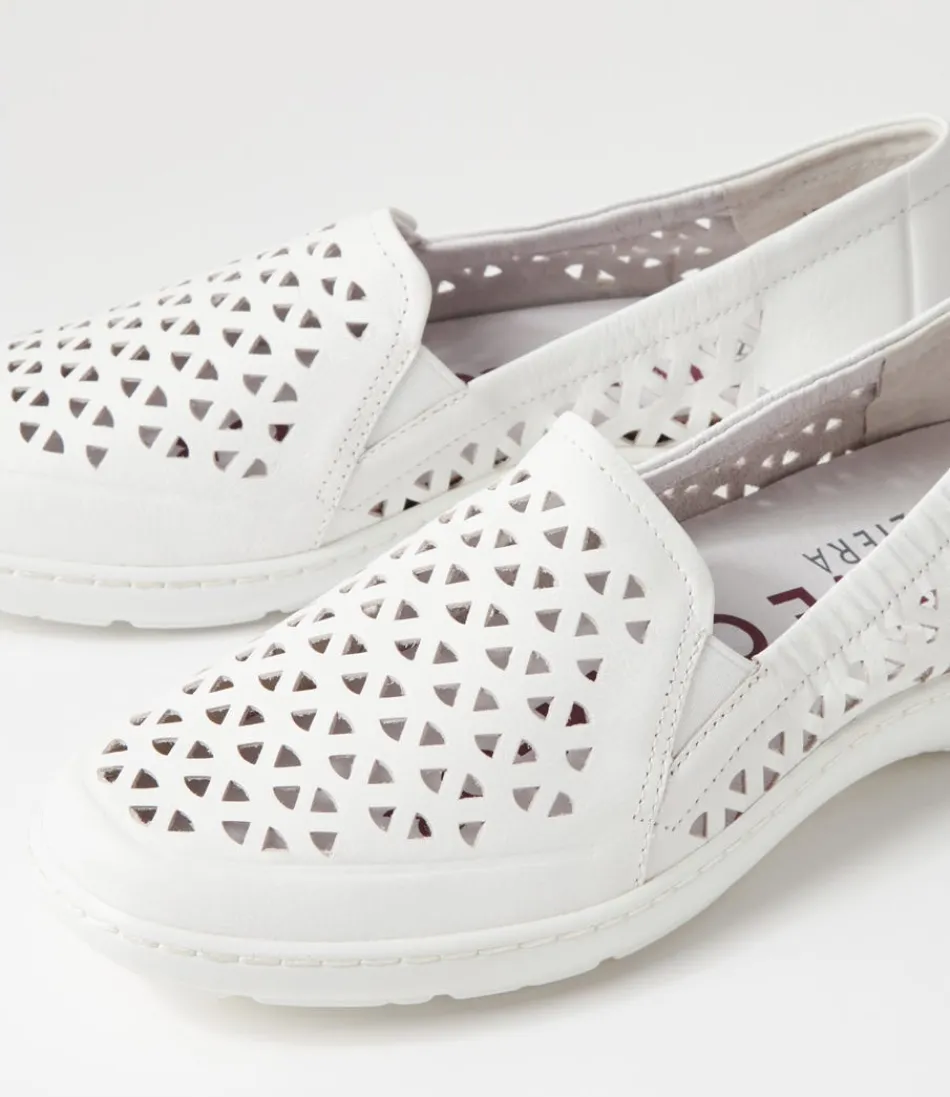 Mocassins ZIERA pour Femme - Modèle Wavada XF en Cuir Souple Blanc Nacré  
Élégance intemporelle et confort inégalé pour vos sorties urbaines