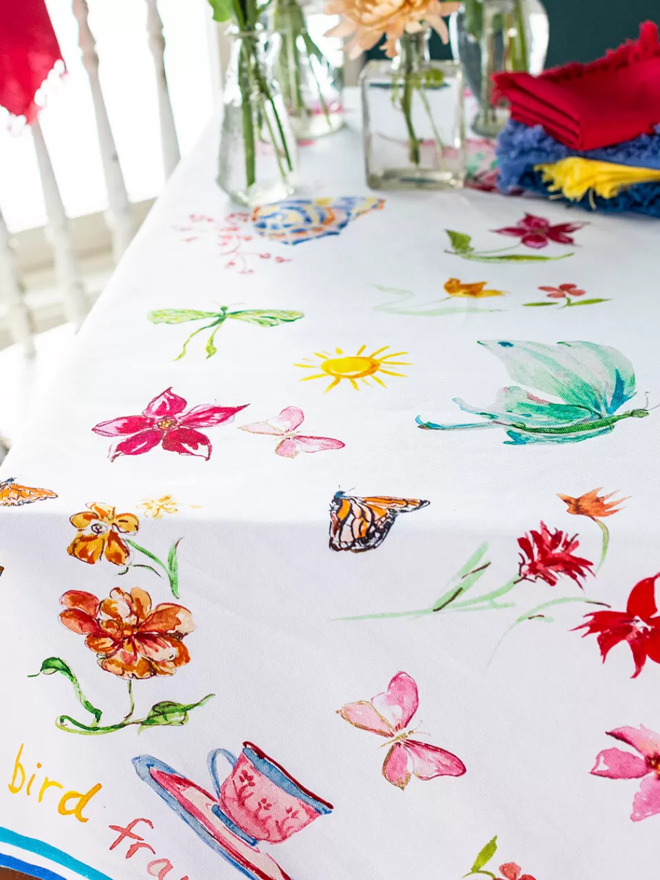 Nappe Unique en Son Genre - Création Exclusive April Cornell | Détails Délicats & Élégance Intemporelle